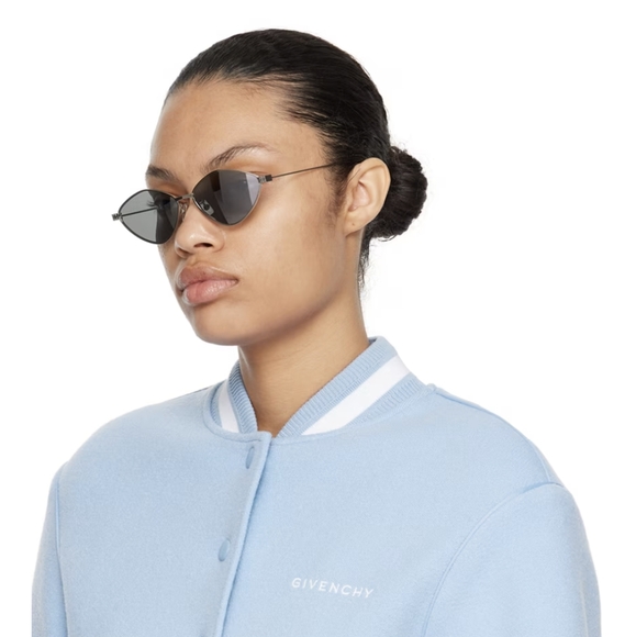 New Givenchy Platinum Silver Sunglasses Diamond Cat-eye luxury GV40040U - Picture 5 of 5